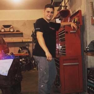 Meet your Posher, Mike